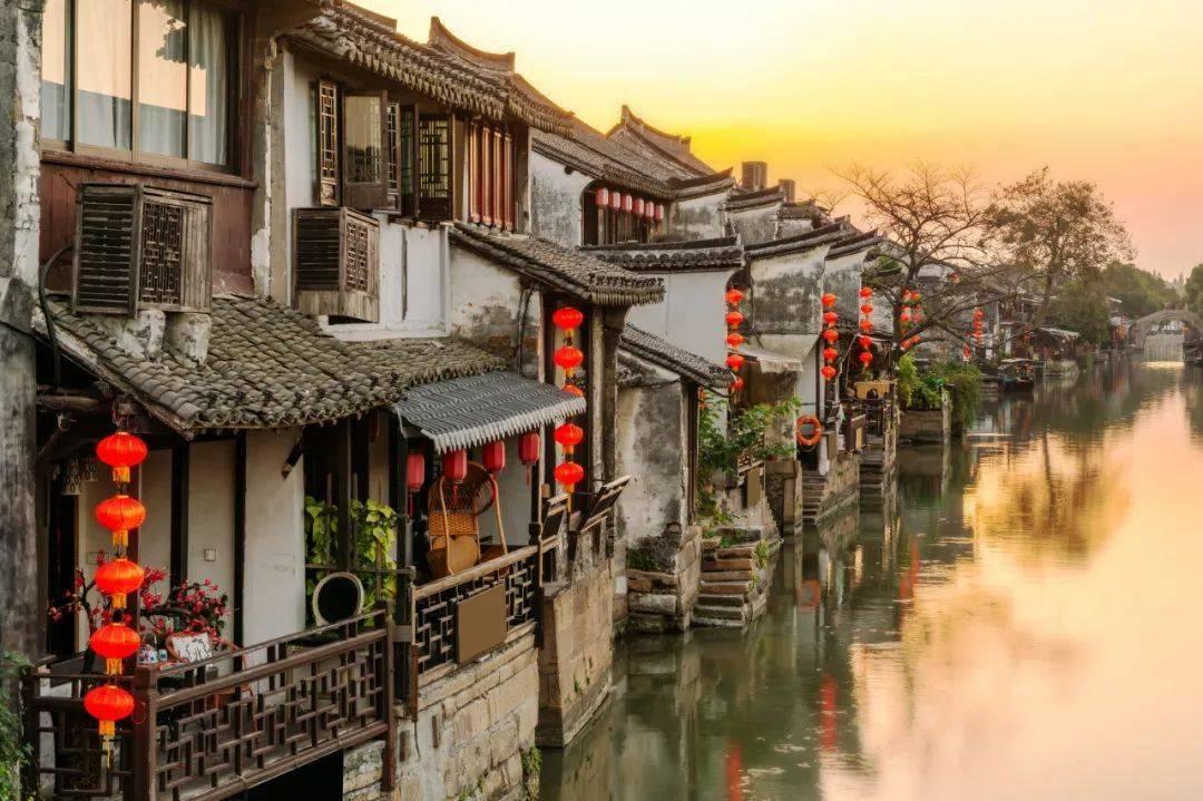 科学家认为：恐龙并未全部灭绝，有一部分进化成了鸡鸭鹅