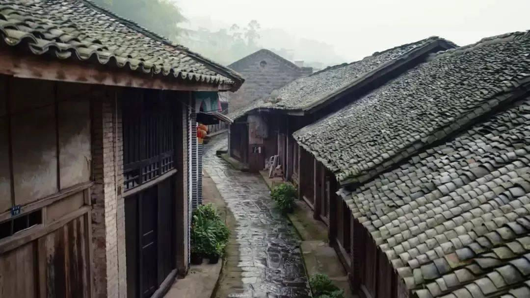 五彩斑斓的线
